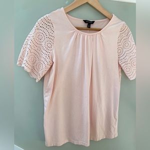 Banana Republic S Women's Pink Lace Sleeve Knit Top